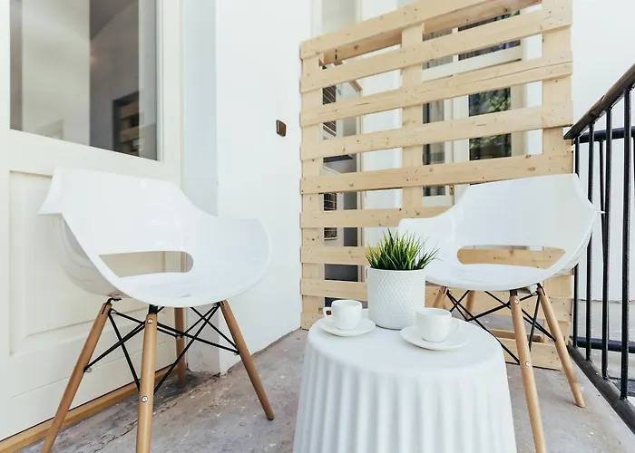 Chill Apartments